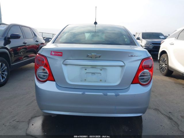 1G1JA5SH9F4205585 Chevrolet Sonic Ls Auto