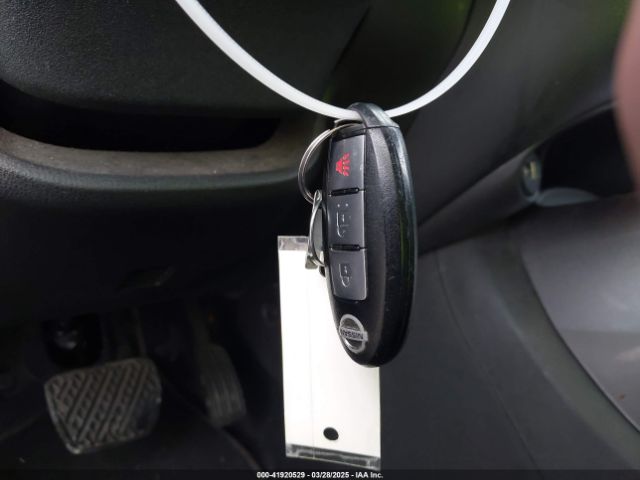 JN8AF5MR5ET359119 Nissan Juke Sv