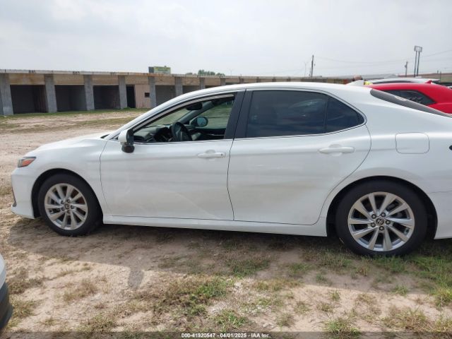 4T1R11AK3RU223693 Toyota CAMRY LE