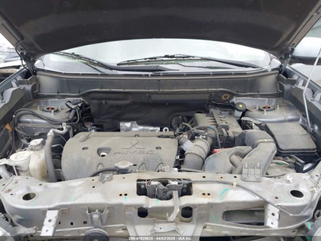 4A4AP3AU5FE062047 Mitsubishi Outlander Sport Es