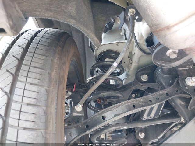 5FNYG1H79RB005010 Honda Pilot Touring
