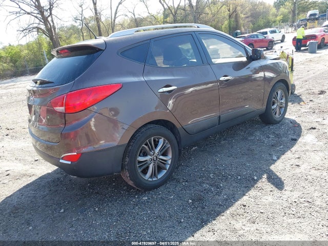 KM8JU3AG8EU904034 Hyundai TUCSON SE