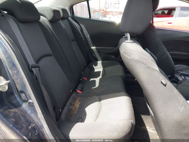 3MZBN1U7XJM211483 Mazda Mazda3 Sport