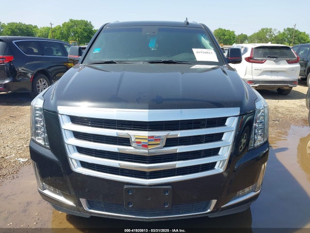 1GYS3BKJ4HR354882 Cadillac Escalade Luxury