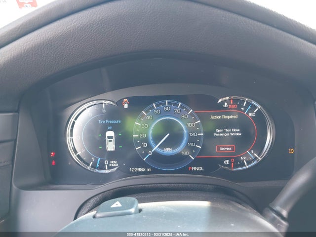 1GYS3BKJ4HR354882 Cadillac Escalade Luxury