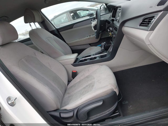 5NPE24AF8HH584981 Hyundai Sonata