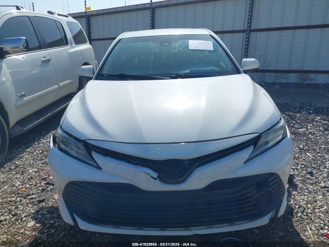 JTNB11HKXJ3003081 Toyota CAMRY LE