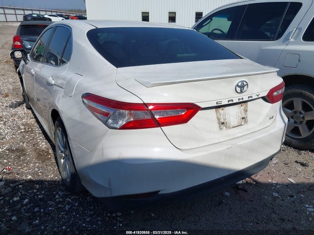 JTNB11HKXJ3003081 Toyota CAMRY LE