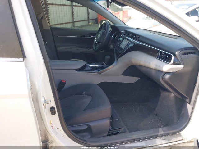 JTNB11HKXJ3003081 Toyota CAMRY LE
