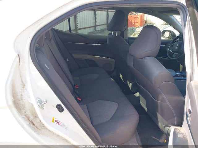 JTNB11HKXJ3003081 Toyota CAMRY LE