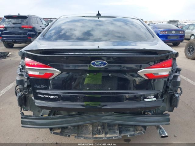 3FA6P0HDXKR184031 Ford FUSION SE