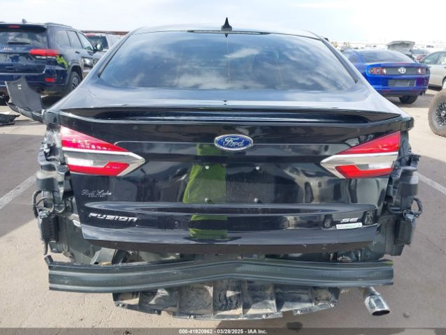 3FA6P0HDXKR184031 Ford FUSION SE