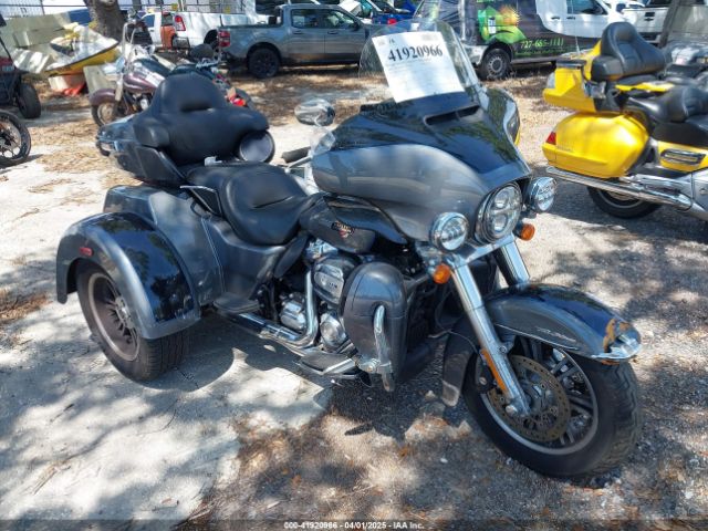 2022 HARLEY-DAVIDSON FLHTCUTG 1HD1MAF18NB855294