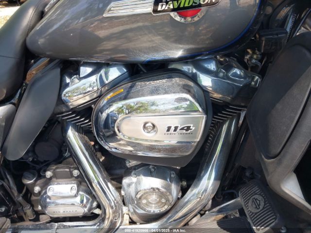 2022 HARLEY-DAVIDSON FLHTCUTG 1HD1MAF18NB855294 Photo 7