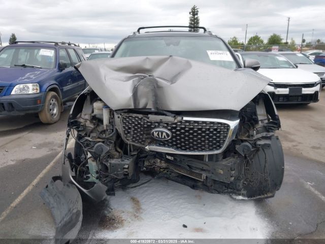 5XYPK4A56HG187602 KIA Sorento 3.3l Sx