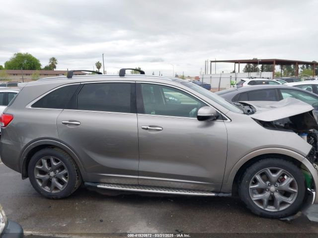 5XYPK4A56HG187602 KIA Sorento 3.3l Sx