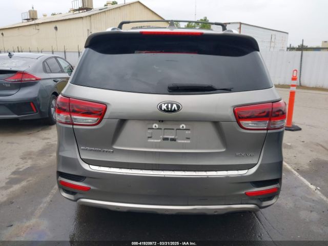 5XYPK4A56HG187602 KIA Sorento 3.3l Sx