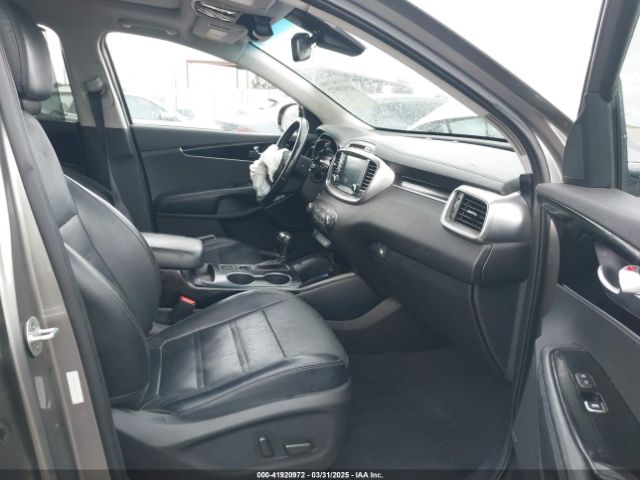 5XYPK4A56HG187602 KIA Sorento 3.3l Sx
