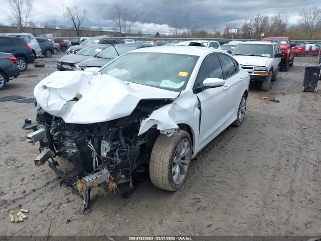 1C3CCCBB9FN754311 Chrysler 200 S