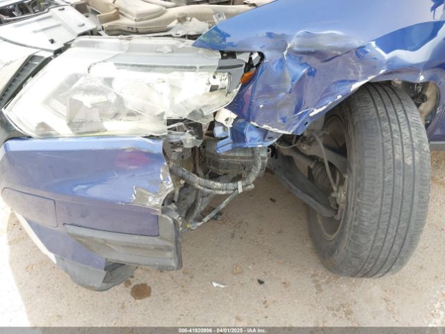 5N1AT2MT5JC830464 Nissan ROGUE SV