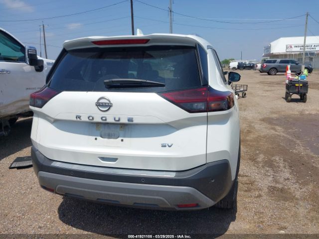 5N1BT3BA5PC856048 Nissan Rogue Sv Fwd