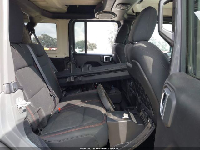 1C4HJXFN3KW545380 Jeep Wrangler Unlimited Rubicon 4x4