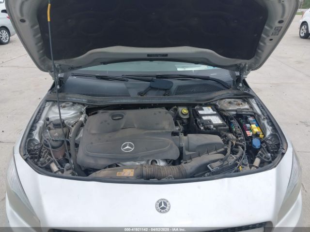 WDDSJ4EB1JN556917 Mercedes-Benz CLA 250