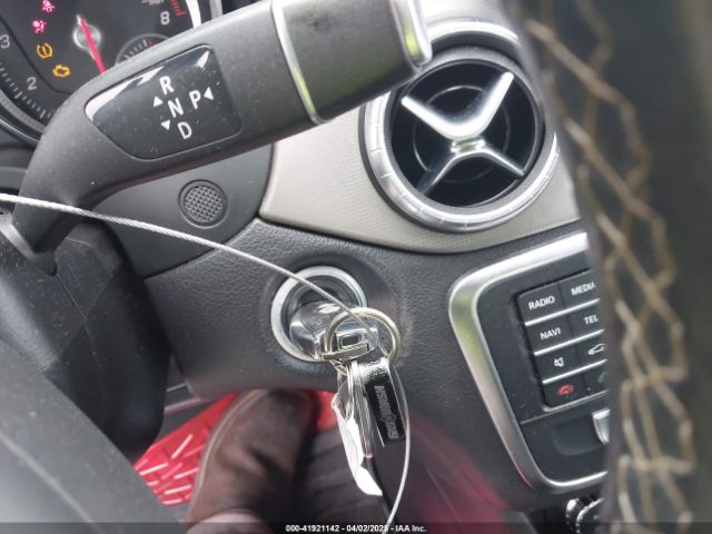 WDDSJ4EB1JN556917 Mercedes-Benz CLA 250