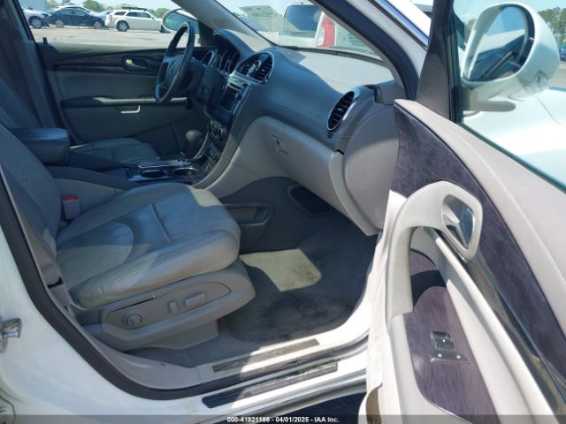 5GAKRBKD8HJ201209 Buick Enclave Leather