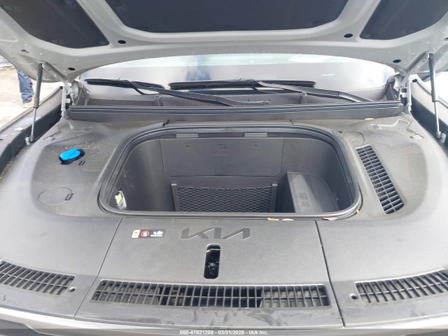 KNDAB5S11R6030183 KIA ev9