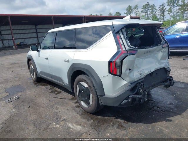 KNDAB5S11R6030183 KIA ev9