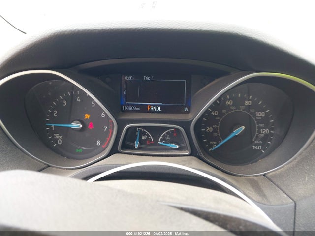 1FADP3F23JL210539 Ford FOCUS SE