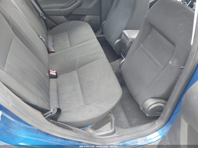 1FADP3F23JL210539 Ford FOCUS SE