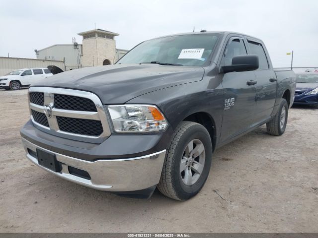 3C6RR6KG2NG205761 RAM 1500 Classic Tradesman  4x2 5'7 Box