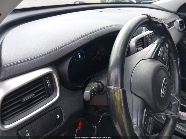 5XYPG4A38GG173926 KIA Sorento 2.4l Lx