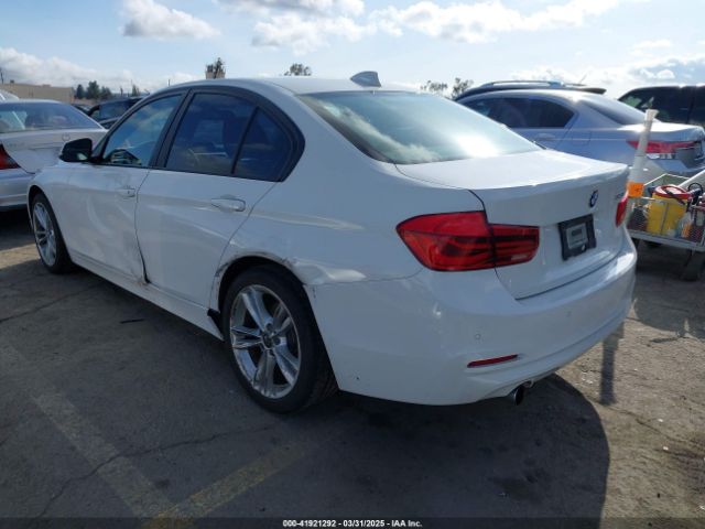 WBA8A9C54JAH12017 BMW 320i