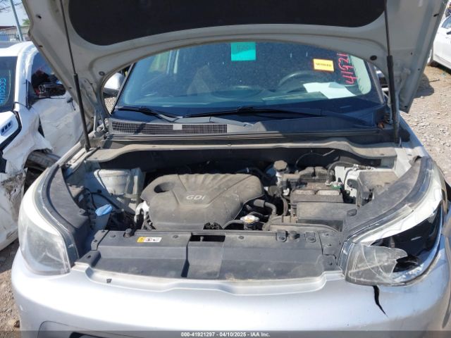 KNDJN2A24F7793515 KIA Soul