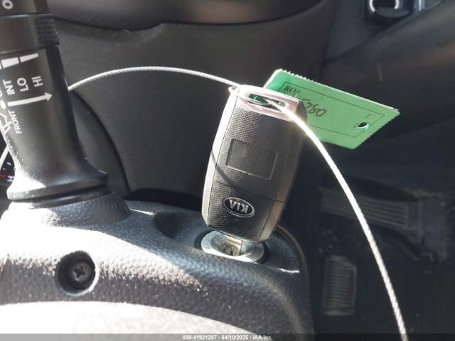 KNDJN2A24F7793515 KIA Soul