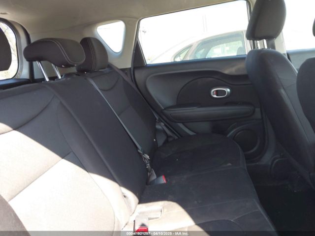 KNDJN2A24F7793515 KIA Soul