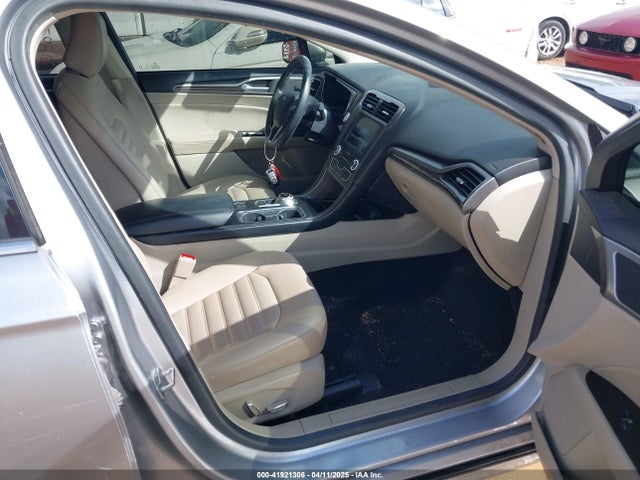 3FA6P0CD5LR117930 Ford FUSION SEL