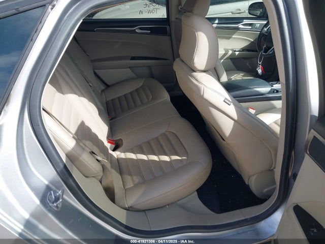 3FA6P0CD5LR117930 Ford FUSION SEL