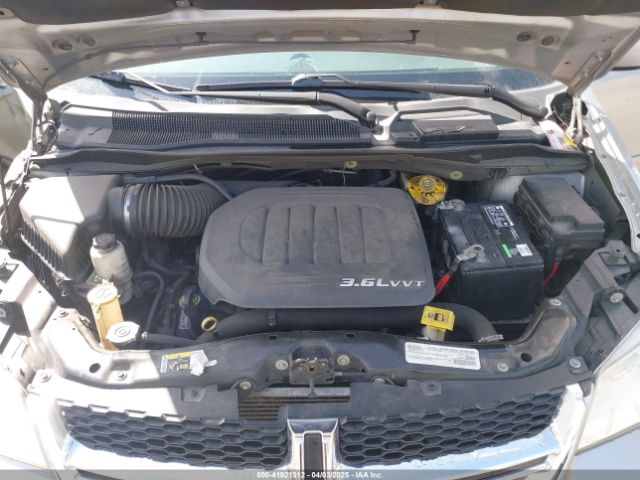 2C4RDGCG9GR180396 Dodge Grand Caravan Sxt