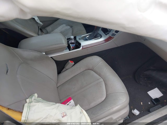 2011 CADILLAC CTS 1G6DS1ED5B0118922 Photo 4