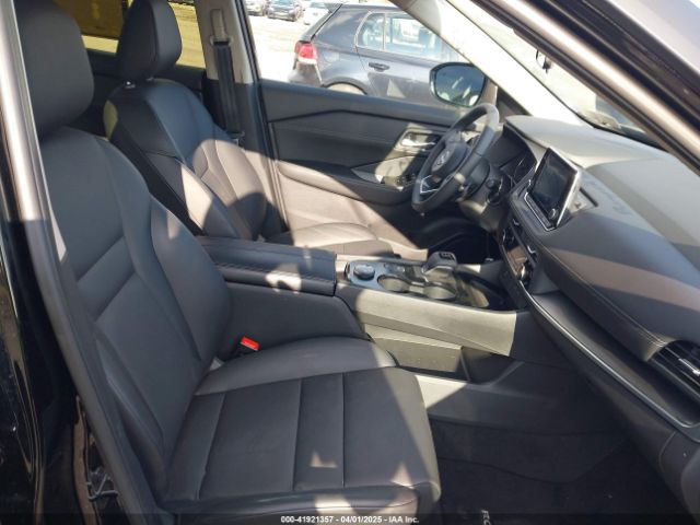 JN8BT3BB7RW181094 Nissan Rogue Sv Intelligent Awd