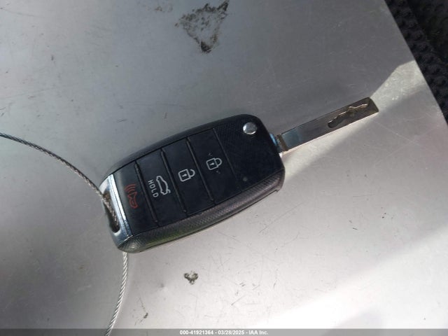 5XXGT4L36LG423865 KIA Optima Lx