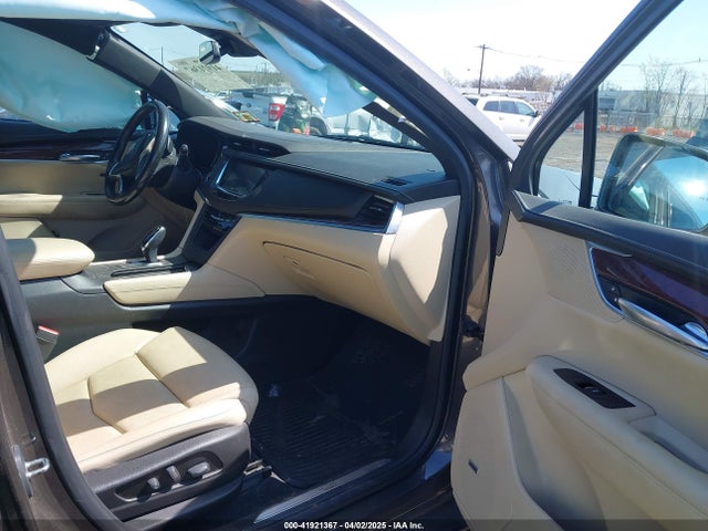 2019 CADILLAC XT5 1GYKNDRS8KZ140604 Photo 4