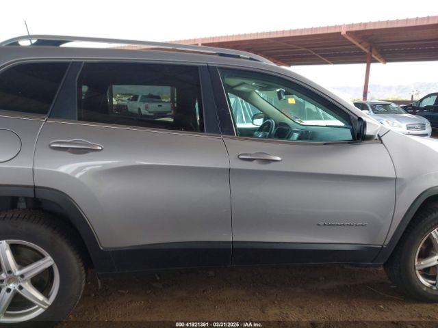 1C4PJMCB4HD213716 Jeep Cherokee Latitude 4x4