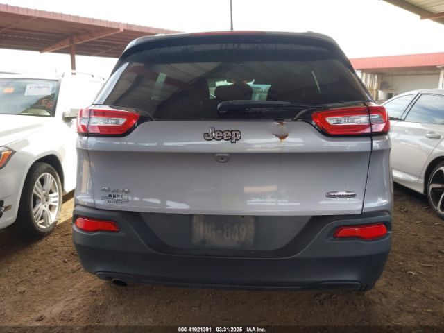 1C4PJMCB4HD213716 Jeep Cherokee Latitude 4x4