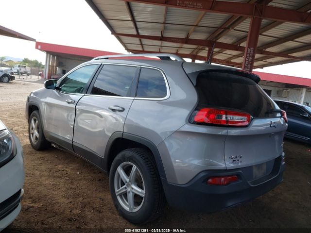 1C4PJMCB4HD213716 Jeep Cherokee Latitude 4x4