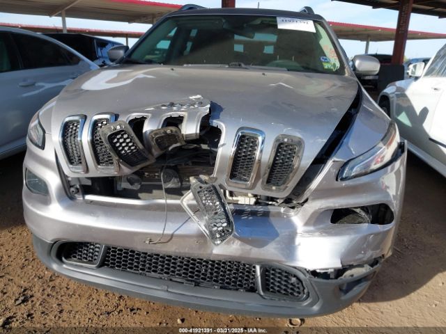 1C4PJMCB4HD213716 Jeep Cherokee Latitude 4x4